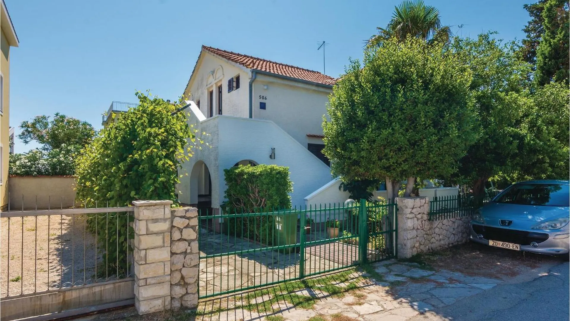 Cozy Home In Privlaka With Kitchen